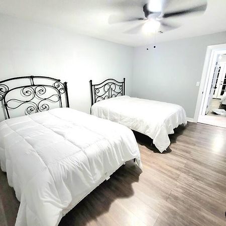 77072 New Remodeled Cute Townhome Sw Х'юстон Екстер'єр фото