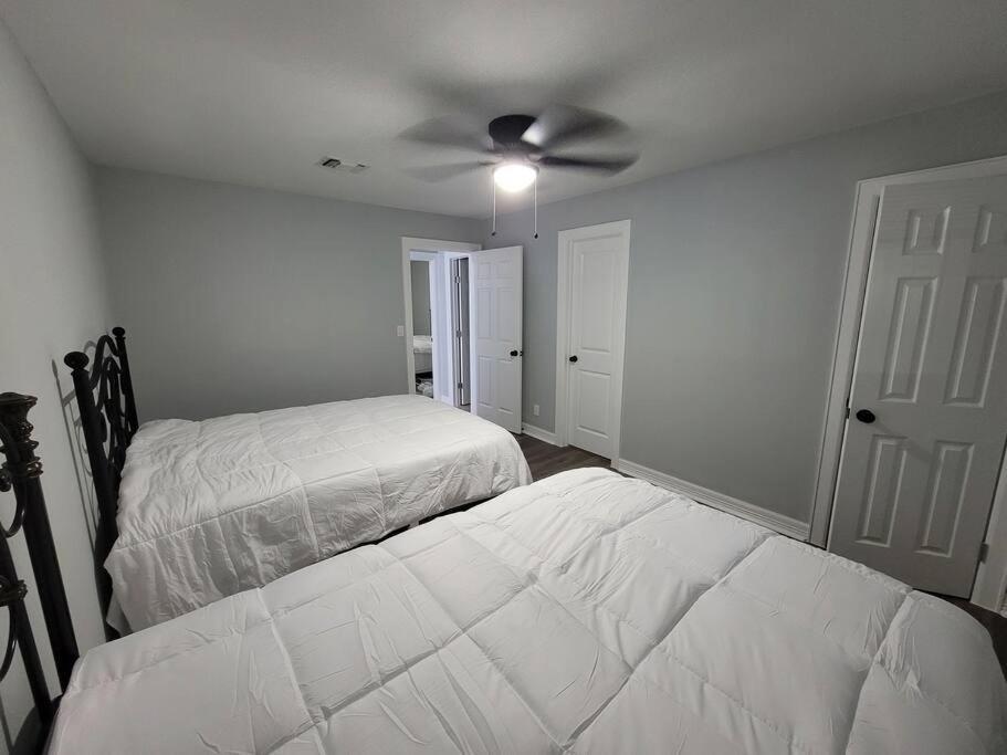 77072 New Remodeled Cute Townhome Sw Х'юстон Екстер'єр фото