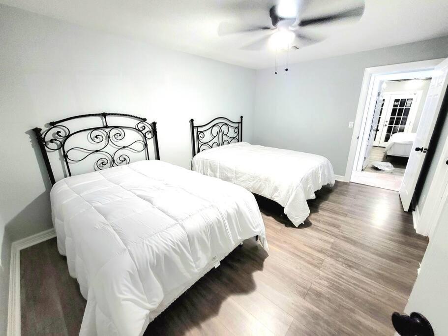 77072 New Remodeled Cute Townhome Sw Х'юстон Екстер'єр фото