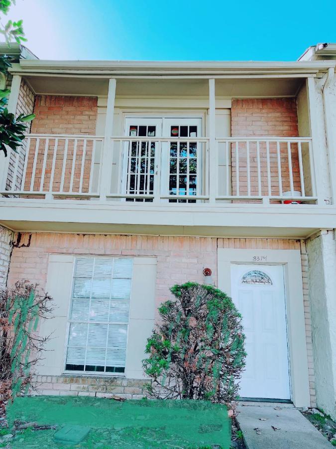 77072 New Remodeled Cute Townhome Sw Х'юстон Екстер'єр фото